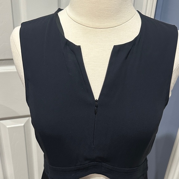 A.L.C. Elegant Black Cutout Maxi Dress - Picture 4 of 8